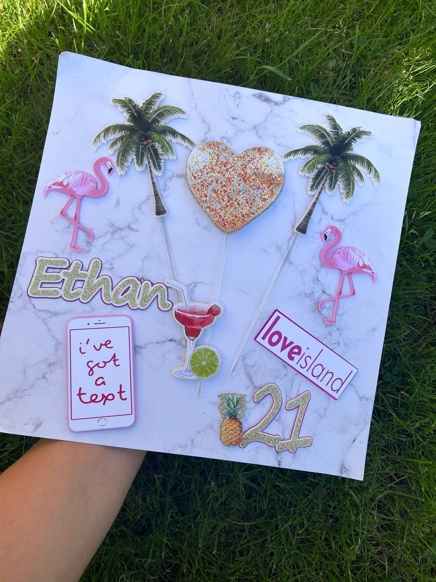 Love Island Cake Topper