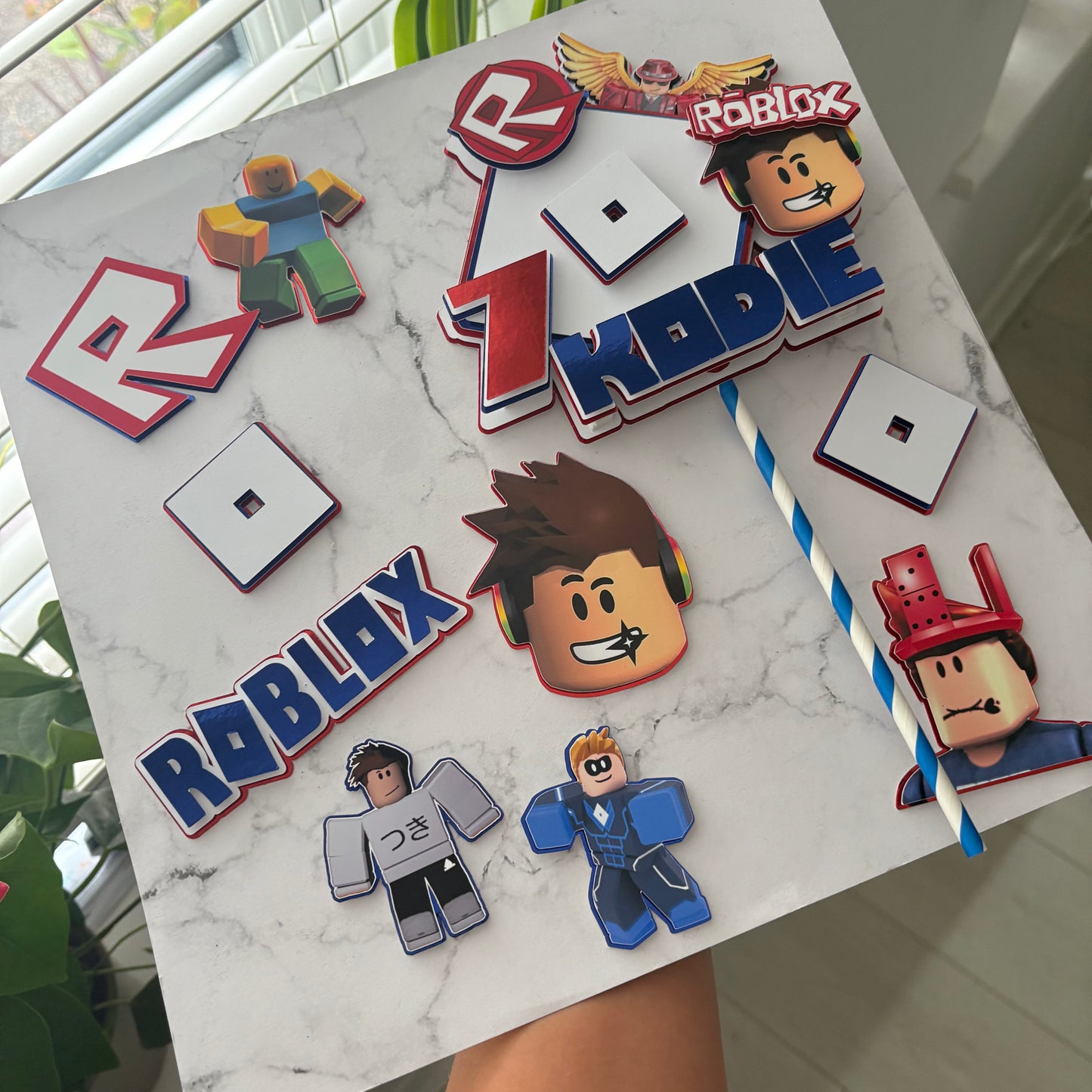 Roblox Cake Topper | Personalised Gamer Birthday Decoration | Custom Name & Age Cake Topper