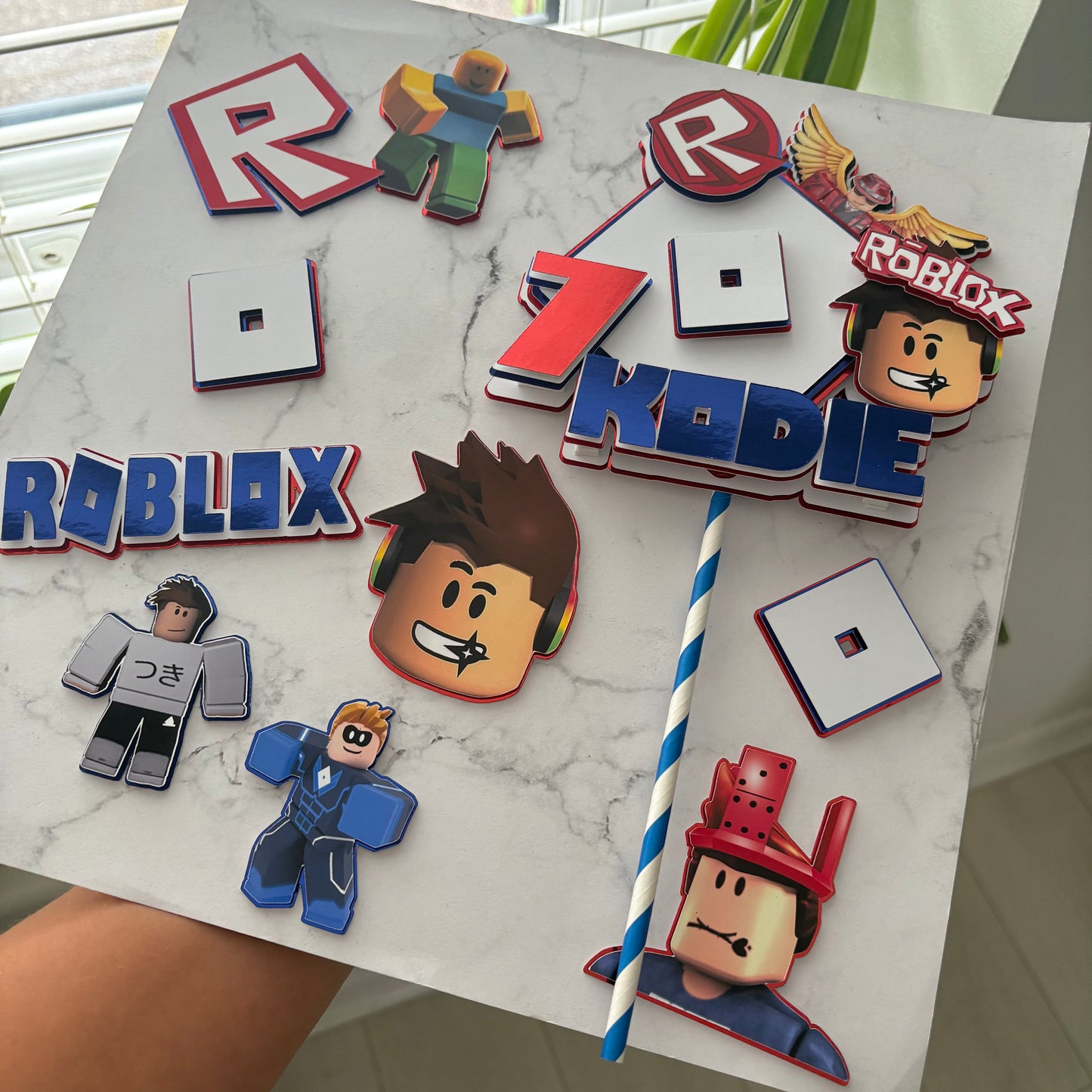 Roblox Cake Topper | Personalised Gamer Birthday Decoration | Custom Name & Age Cake Topper