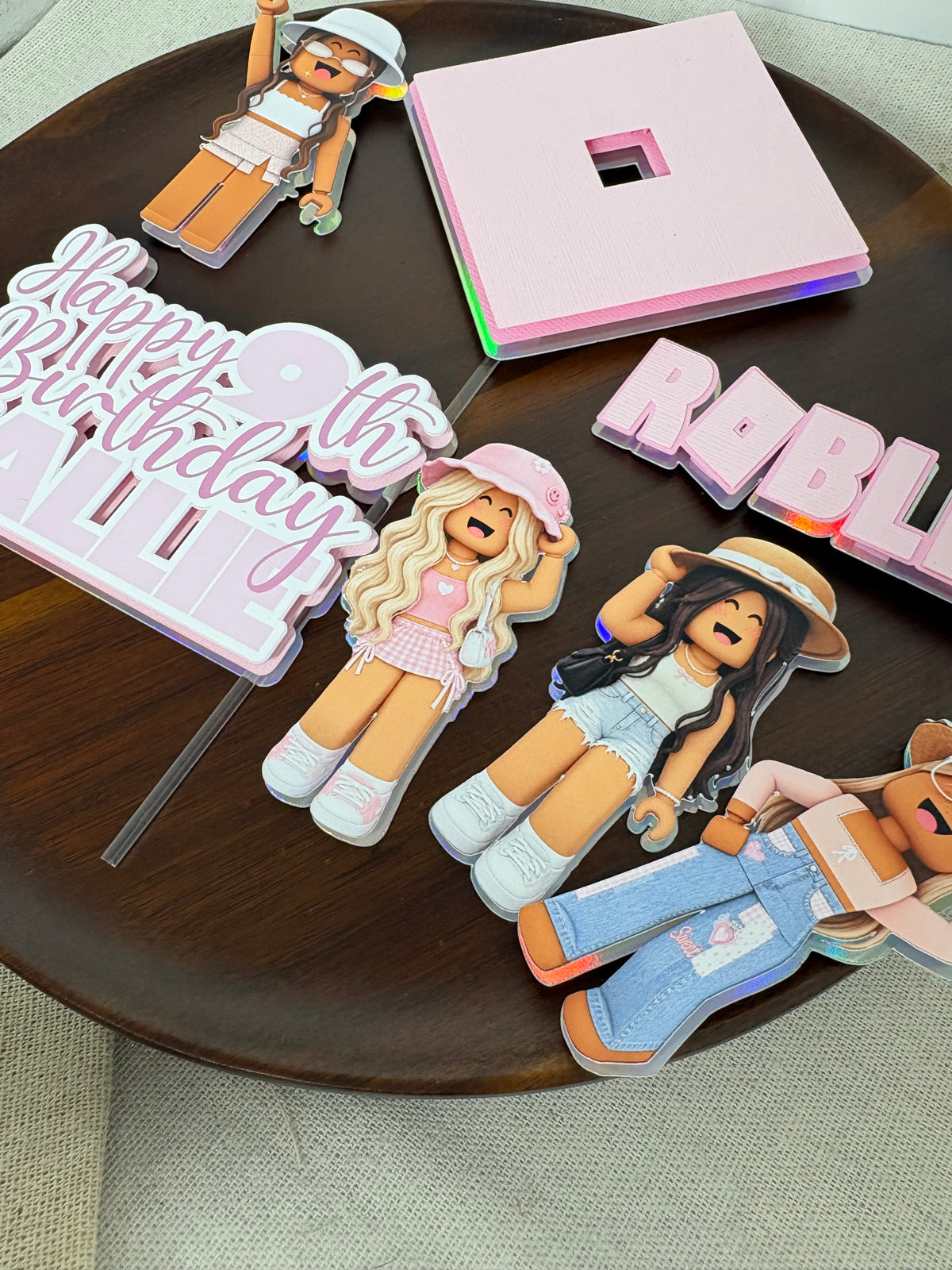 Roblox girl character cake decorations for a themed birthday cake